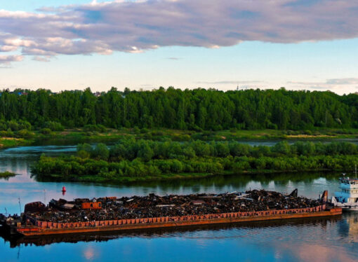 На которых носимся и несёмся мы