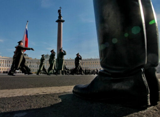 Гвоздь в голове (строевая)